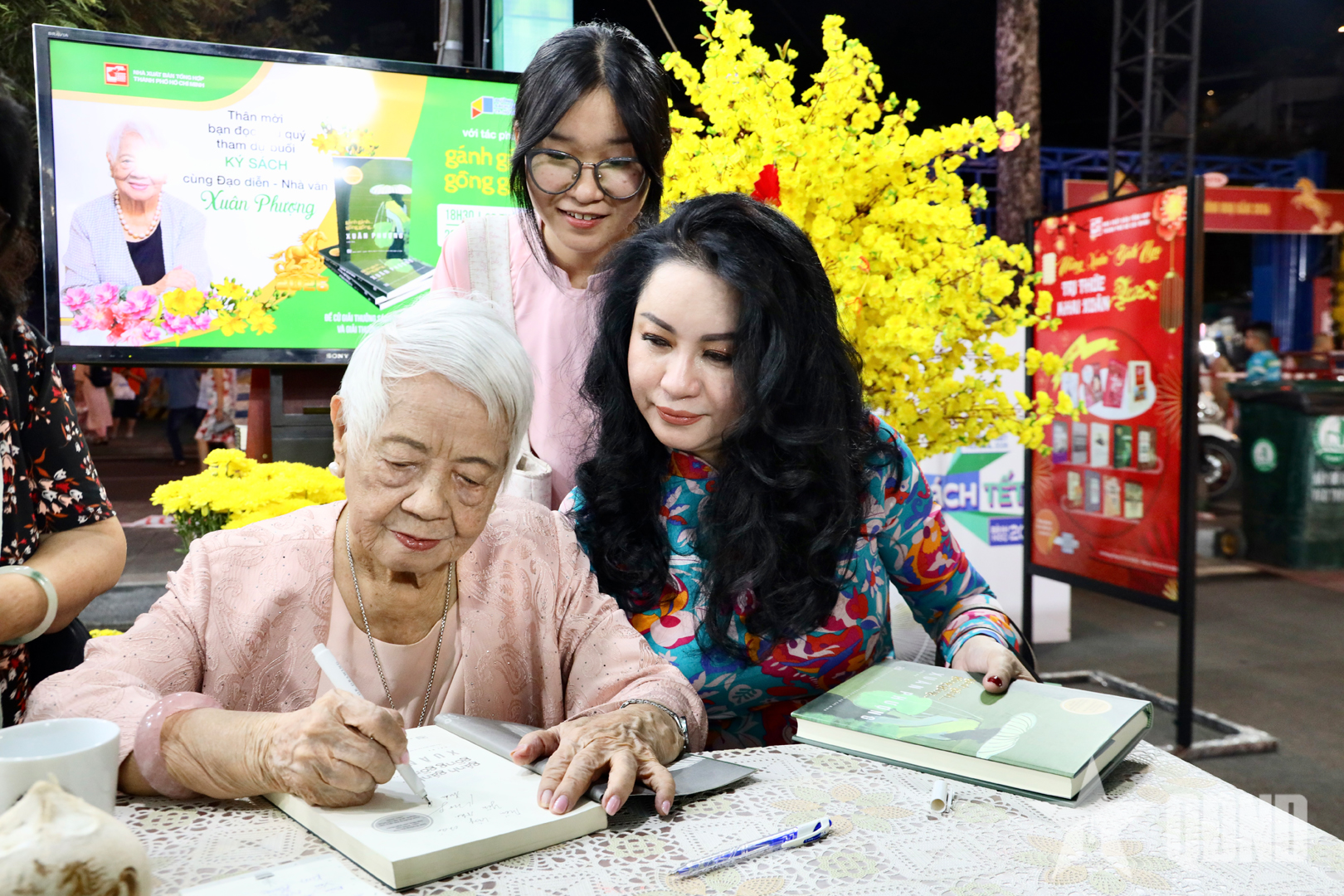 TP Hồ Chí Minh: Khơi dậy tri thức từ đường sách Tết